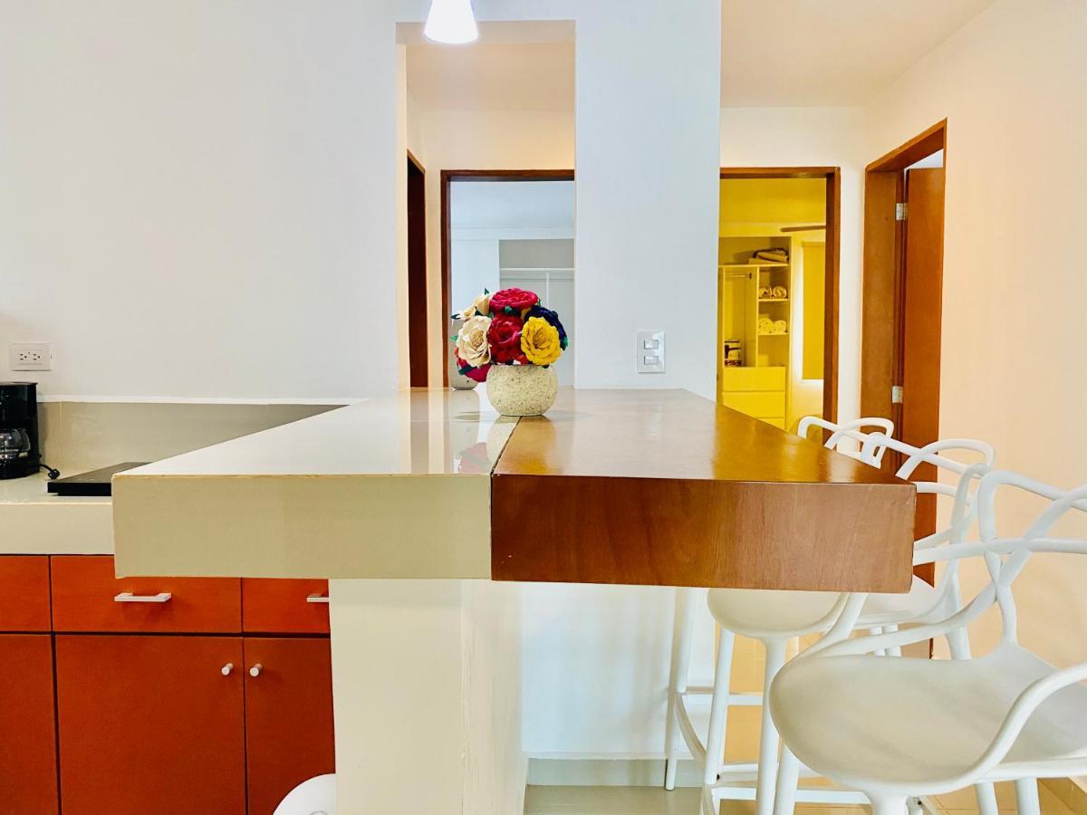 Apartamento cálido y moderno en la entrada de la zona hotelera Cancún Exterior foto