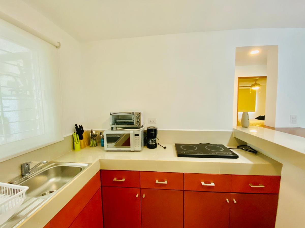 Apartamento cálido y moderno en la entrada de la zona hotelera Cancún Exterior foto