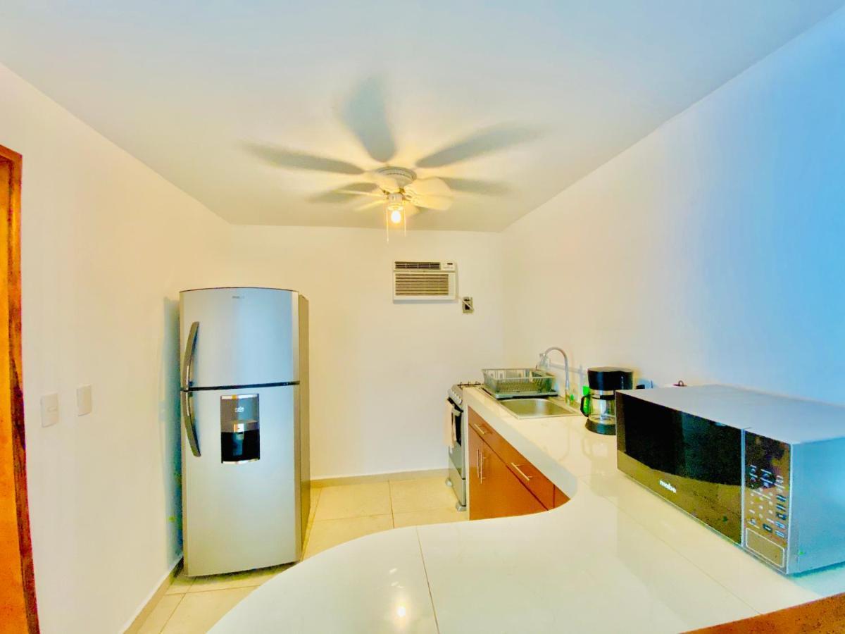 Apartamento cálido y moderno en la entrada de la zona hotelera Cancún Exterior foto