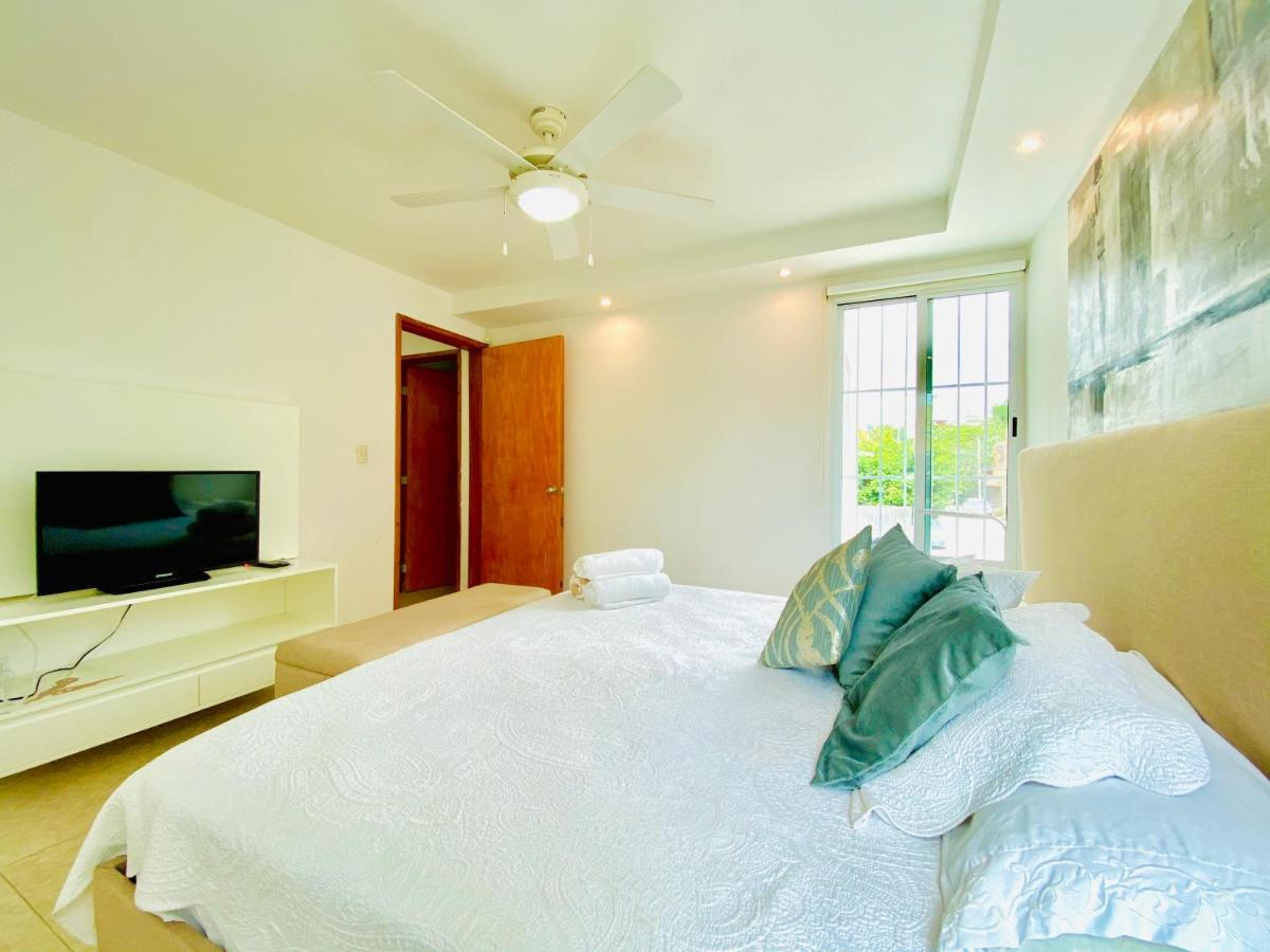 Apartamento cálido y moderno en la entrada de la zona hotelera Cancún Exterior foto